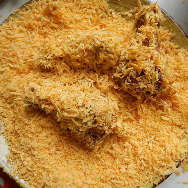 HACCP HALAL Bersertifikat Ukuran 2-12mm Panko Bread Crumbs dengan Max 10% Kelembaban untuk Makanan Goreng
