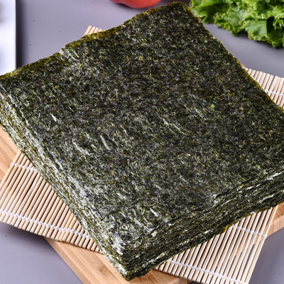 Tersedia Banyak Lembar Sushi Nori Tertutup Vakum Warna Hijau Tua