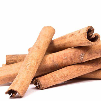 Kayu manis kering dan ramuan Cassia Kayu manis untuk memasak